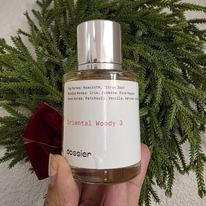 2/$25 Dossier Oriental Woody 3